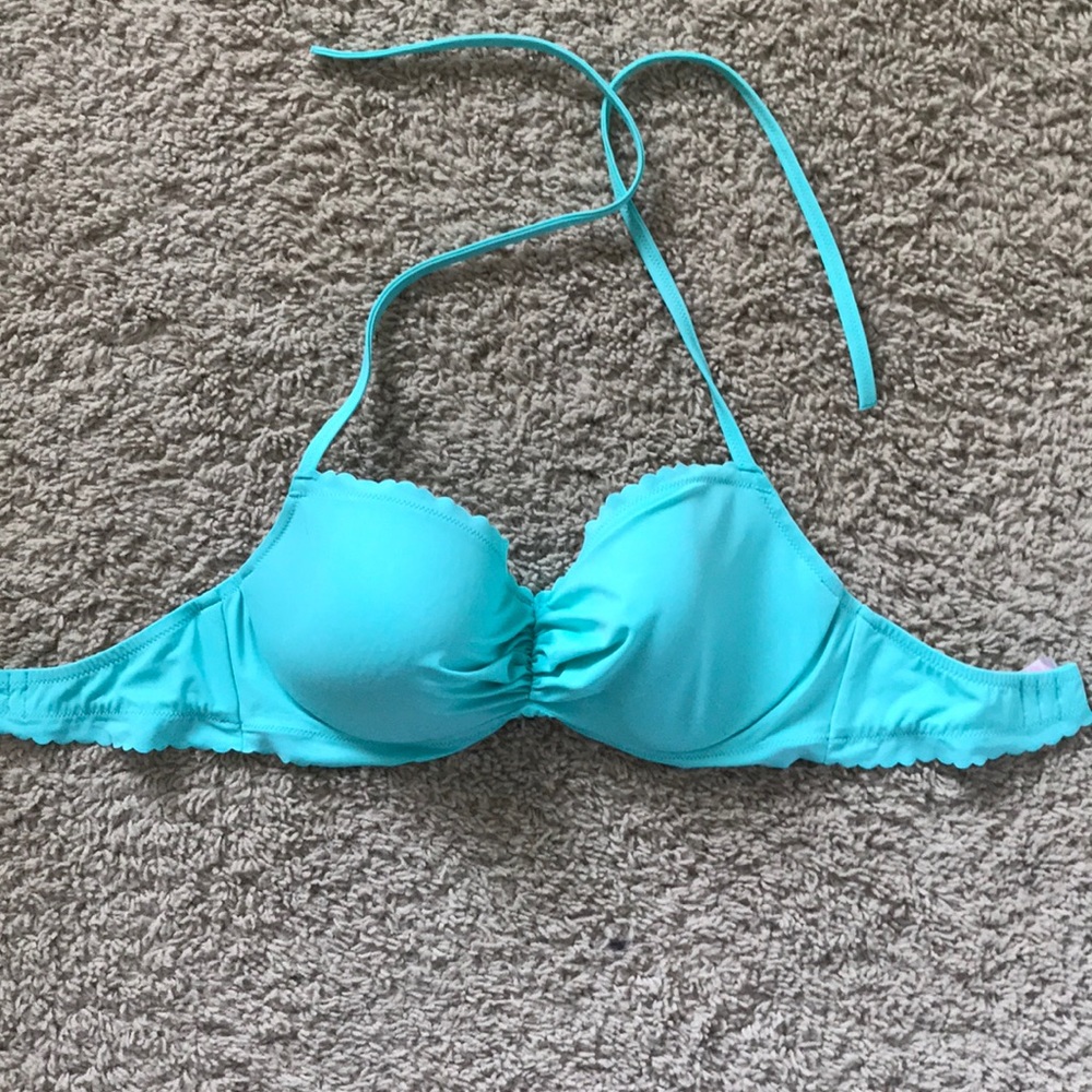 Victoria’s Secret bikini top
